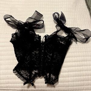 Soroite vintage pre lovee black Pinterest corset